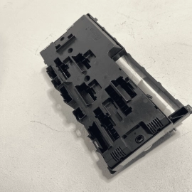 2010 - 2015 BMW 535i 550i 750 LI POWER DISTRIBUTION FUSE BOX MODULE UNIT OEM