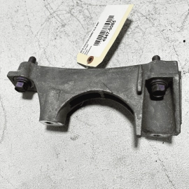 2018-2024 TOYOTA CAMRY XLE ENGINE MOUNT SPACER SUPPORT BRACKET RIGHT SIDE OEM