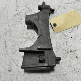 2018-2024 TOYOTA CAMRY XLE ENGINE MOUNT SPACER SUPPORT BRACKET RIGHT SIDE OEM