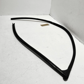 2018 HONDA ACCORD FRONT DRIVER DOOR WINDOW GLASS RUN CHANNEL SEAL OEM