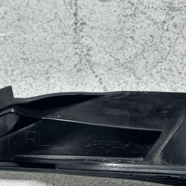 2018-2024 TOYOTA CAMRY COWL VENT GRILLE SEAL COVER FRONT RIGHT SIDE OEM 2018-2024 TOYOTA CAMRY COWL VENT GRILLE SEAL COVER FRONT RIGHT SIDE OEM