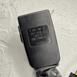 2012-2021 BMW M240Xi F23 FRONT RIGHT PASSENGER SIDE SEAT BUCKLE PRETENSIONE