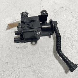 2018-2024 TOYOTA CAMRY XLE FUEL VAPOR CANISTER & LEAK DETECTION PUMP OEM