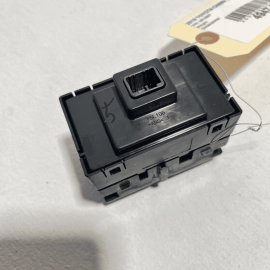 2018-2019-2020 TOYOTA CAMRY XLE Seat Temperature Heater Control Switch OEM