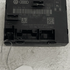 15-18 AUDI Q3 REAR RIGHT PASSENGER SIDE DOOR WINDOW CONTROL MODULE 8X095979 15-18 AUDI Q3 REAR RIGHT PASSENGER SIDE DOOR WINDOW CONTROL MODULE 8X095979