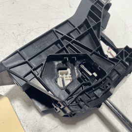 2018-2024 TOYOTA CAMRY XLE TRANSMISSION SHIFT SHIFTER GEAR SELECTOR LEVER OEM