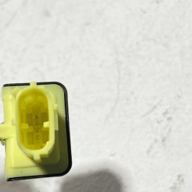 18-24 TOYOTA CAMRY REAR / RIGHT OR LEFT SIDE CENTER IMPACT CRASH SENSOR OEM 1PCS