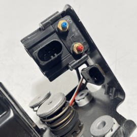 2009-2015 BMW 750 I LI REAR AIR RIDE SUSPENSION AIR COMPRESSOR PUMP ASSEMBLY OEM