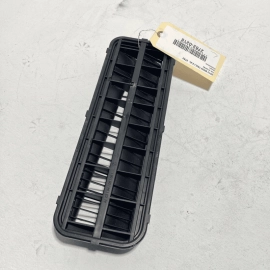 10-15 BMW 750 F02 REAR LEFT OR RIGHT QUARTER AIR DRAFTER PRESSURE VENT GRILLE OE