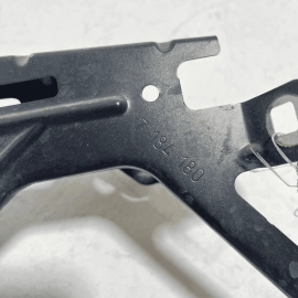2009-2015 BMW 750 LI FRONT PASSENGER SIDE FENDER SUPPORT MOUNT BRACKET OEM =416=