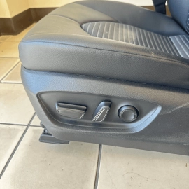 2021 TOYOTA CAMRY SE SEAT LEATHER SET BLACK/Front Armrest Cover  OEM