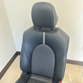2021 TOYOTA CAMRY SE SEAT LEATHER SET BLACK/Front Armrest Cover  OEM
