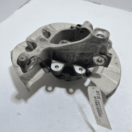 BMW 750LI 2009-2015 F01 F02 REAR RIGHT PASSENGER SIDE SPINDLE KNUCKLE & HUB OEM