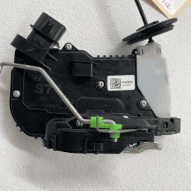 21-23 KIA K5 FRONT RIGHT PASSENGER SIDE DOOR LOCK LATCH ACTUATOR OEM