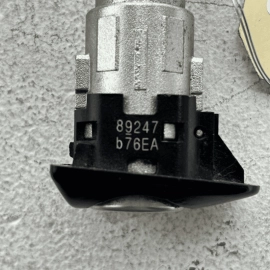 2018 - 2024 TOYOTA CAMRY FRONT LEFT DRIVER SIDE DOOR LOCK CYLINDER HANDLE OEM