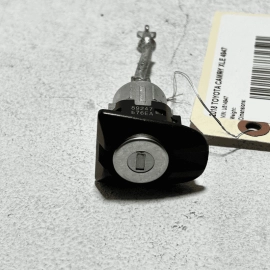 2018 - 2024 TOYOTA CAMRY FRONT LEFT DRIVER SIDE DOOR LOCK CYLINDER HANDLE OEM
