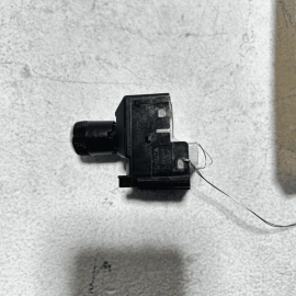 TOYOTA CAMRY 2018-2020 FRONT DRIVER SIDE DOOR OUTER MIRROR CONTROL SWITCH OEM