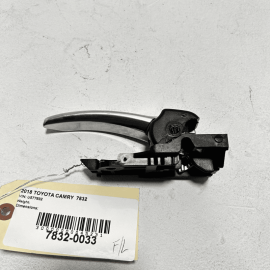 2018-2024 TOYOTA CAMRY FRONT OR REAR LEFT DRIVER SIDE DOOR INTERIOR HANDLE OEM