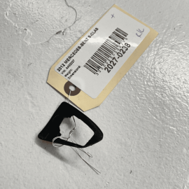 REAR LEFT DRIVER SIDE DOOR EXTERIOR HANDLE SEAL PAD OEM 07-13 MERCEDES S550