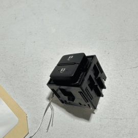 TOYOTA CAMRY 2014-2023 FRONT RIGHT PASSENGER SIDE DOOR LOCK & UNLOCK SWITCH OEM