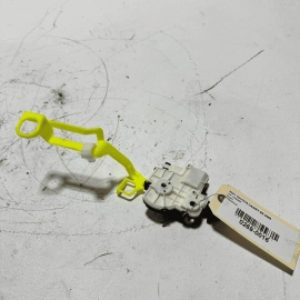 2020-2024 TOYOTA CAMRY SE FUEL TANK DOOR LATCH LOCK ACTUATOR MOTOR OEM