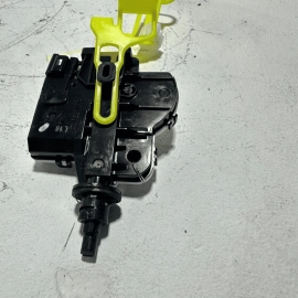 2020-2024 TOYOTA CAMRY SE FUEL TANK DOOR LATCH LOCK ACTUATOR MOTOR OEM