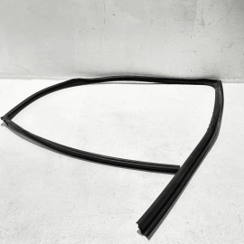 2018-2023 TOYOTA CAMRY FRONT LEFT WINDOW RUN CHANNEL WEATHERSTRIP SEAL OEM