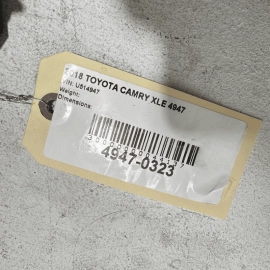 2018-2023 TOYOTA CAMRY XLE REAR TRUNK DECK LID LICENCE PLATE MOLDING 8W7 OEM