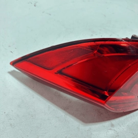 2018 - 2022 HONDA ACCORD REAR RIGHT PASSENGER SIDE OUTER TAIL LIGHT LAMP OEM