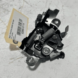 2018-2019-2020-2021-2022-2023-2024 TOYOTA CAMRY SE HOOD BONNET LOCK LATCH OEM