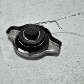 2018-19-20-21-22-23-2024 TOYOTA CAMRY SE RADIATOR TANK RESERVOIR FILLER CAP OEM