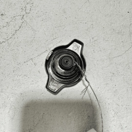 2018-19-20-21-22-23-2024 TOYOTA CAMRY SE RADIATOR TANK RESERVOIR FILLER CAP OEM