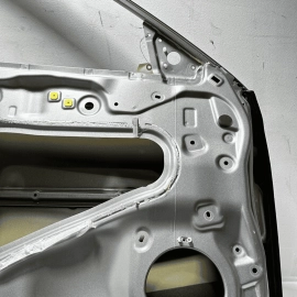 DEFECT! 2015-2020 ACURA TLX FRONT LEFT DRIVER DOOR SHELL LUNAR SILVER NH830M OEM
