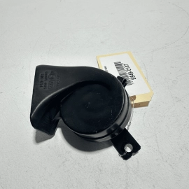 Honda Accord 2018-2022 Front Left Driver Side High Tone Pitch Horn Signal OEM