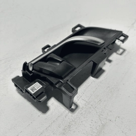 HONDA ACCORD 2018-2022 REAR RIGHT PASSENGER SIDE DOOR INTERIOR HANDLE OEM