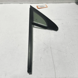 2017-2023 AUDI Q7 FRONT RIGHT PASSENGER SIDE DOOR WINDOW CORNER VENT GLASS OEM