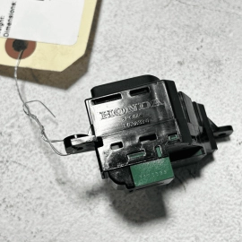 2015-2020 ACURA TLX FRONT LEFT DRIVER SIDE DOOR SEAT MEMORY ADJUST SWITCH OEM 2015-2020 ACURA TLX FRONT LEFT DRIVER SIDE DOOR SEAT MEMORY ADJUST SWITCH OEM