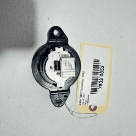 2012-2024 TOYOTA CAMRY LE FRONT LEFT OR RIGHT SIDE TWEETER SPEAKER OEM