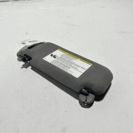 2018 - 2024 TOYOTA CAMRY LE FRONT RIGHT PASSENGER SIDE SUN VISOR SUNVISOR OEM