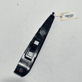 2018 - 2020 TOYOTA CAMRY DOOR SWITCH PANEL TRIM MOLDING FRONT PASSENGER SIDE OEM