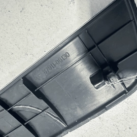 2018-2024 TOYOTA CAMRY SE FRONT RIGHT SIDE DOOR SILL SCUFF PLATE TRIM COVER OEM