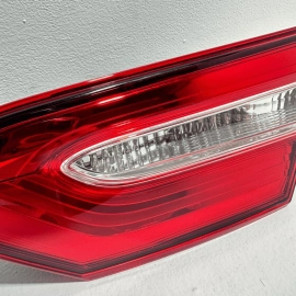 2018-2020 TOYOTA CAMRY SE INNER TAILLIGHT LAMP REAR RIGHT PASSENGER SIDE OEM