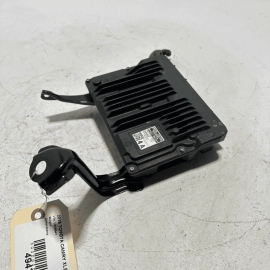 2018-2020 Toyota Camry XLE Engine Computer Control Module ECU ECM W/ Bracket OEM