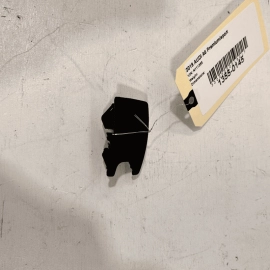 AUDI A6 Quattro 2012-2018 REAR SECOND ROW CHILD SEAT LATCH CAP COVER TRIM O