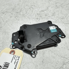 Toyota Camry XSE SE XLE LE 2018-2019 Front Cruise Control Distance Sensor OEM