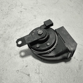 2018 - 2024 TOYOTA CAMRY FRONT LEFT DRIVER LOW PITCH NOTE TONE HORN SIGNAL OEM