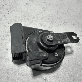 2018 - 2024 TOYOTA CAMRY FRONT LEFT DRIVER LOW PITCH NOTE TONE HORN SIGNAL OEM