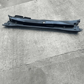 2018-2024 TOYOTA CAMRY FRONT WINDSHIELD WIPER COWL VENT GRILLE TRIM PANEL OEM
