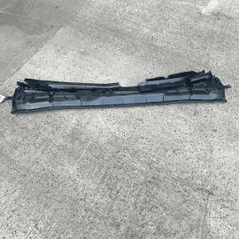 2018-2024 TOYOTA CAMRY FRONT WINDSHIELD WIPER COWL VENT GRILLE TRIM PANEL OEM