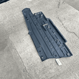 2018-2024 TOYOTA CAMRY FRONT RIGHT SIDE FLOOR UNDER BODY SPLASH SHIELD OEM